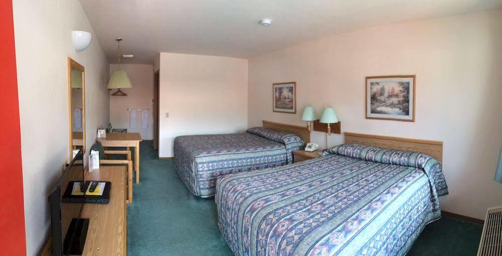 Mini Golden Inns Motel Hungry Horse Экстерьер фото